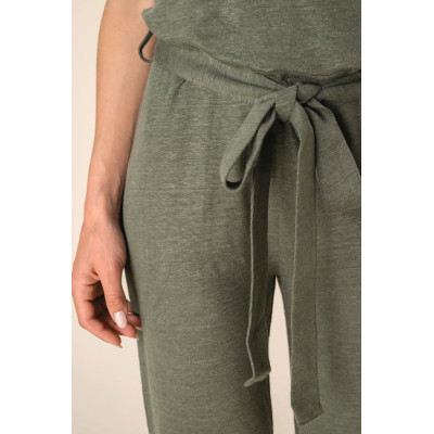 Macacão em malha de manga curta em linho de senhora